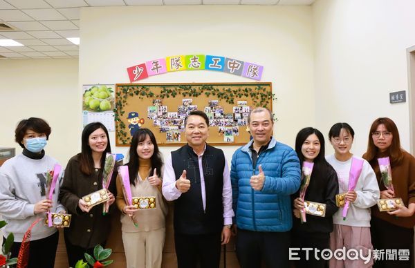 ▲南投縣政府警察局歡慶婦女節。（圖／記者高堂堯翻攝，下同）