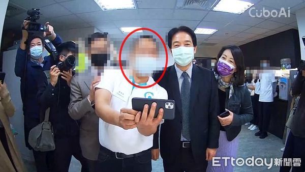 ▲▼             「雲云科技公司」負責人曾志新持刀砍殺梁姓技術長。（圖／翻攝自當事人臉書）