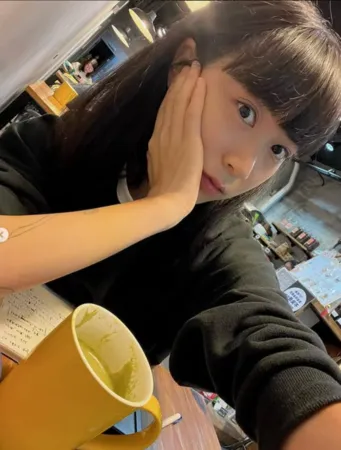 ▲NanaQ發片澄清，但底下留言依舊不太友善。（圖／翻攝自NanaQ IG、YT）