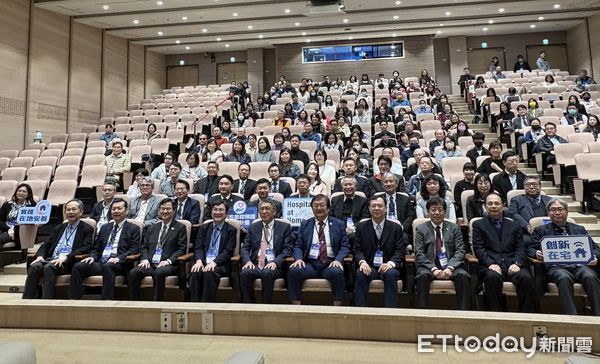 ▲▼台北醫學大學、北醫附醫聯合舉辦「在宅醫療趨勢論壇」，共同探討台灣在宅醫療照護的機會與未來挑戰。（圖／記者洪巧藍攝）