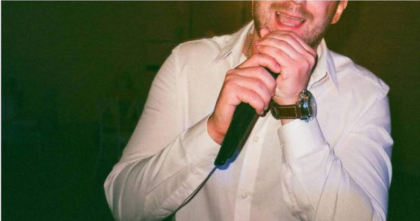 隨著天氣漸漸暖和，年輕人的夜生活也開始豐富起來。（示意圖／翻攝自pexels）