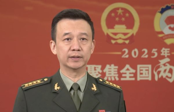 ▲▼解放軍人大代表團：民進黨拿百姓血汗錢買武器　不過是螳臂擋車。（圖／翻攝央視）