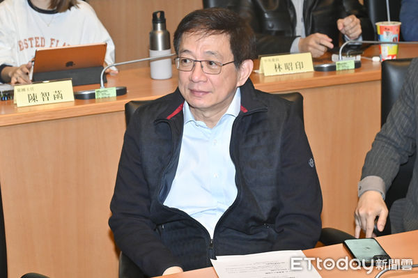 ▲▼中研院院士管中閔出席民眾黨「台灣AI產業與能源政策的挑戰與展望」論壇。（圖／記者李毓康攝）