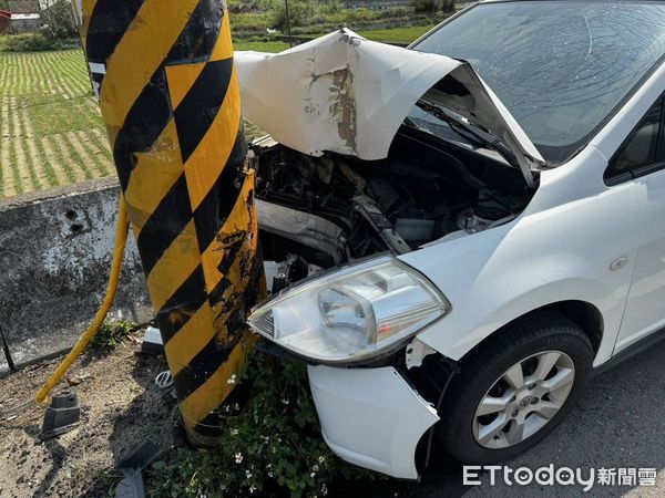 ▲▼苗栗南勢里苗43線自撞車禍，一人死亡。（圖／記者楊永盛翻攝）