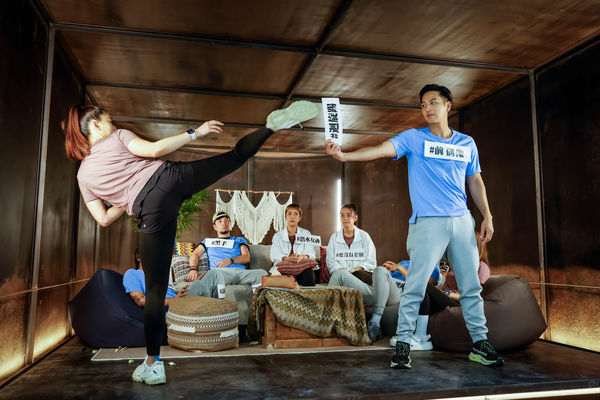 ▲▼《不在我的世界當勇者》勇敢撕開過往標籤！楊奇煜（左起）、喬瑟夫、文姿云、超認真少年、李霈瑜(大霈)、郭芝吟(吱吱)、胡宇威、林莎。（圖／公視提供）