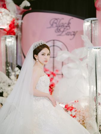 ▲▼ 黑男跟Lucy婚禮照片曝光。（圖／本人提供）