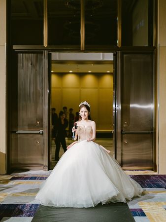 ▲▼ 黑男跟Lucy婚禮照片曝光。（圖／本人提供）