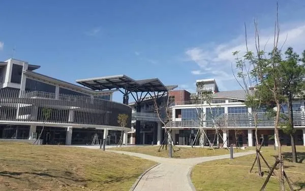 ▲龍潭區公所擬於同仁選12金釵擔任龍舟賽親善大使惹議