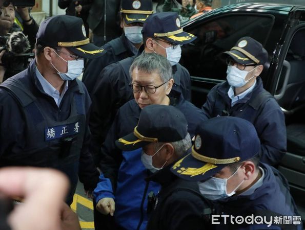 ▲▼柯文哲抵達告別式現場。（圖／記者湯興漢攝）