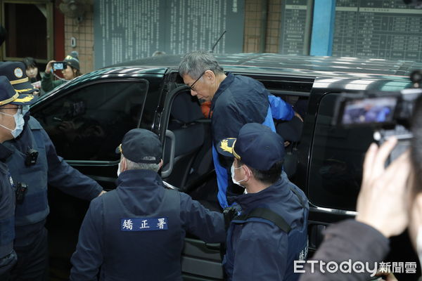 ▲▼柯文哲抵達告別式現場。（圖／記者湯興漢攝）