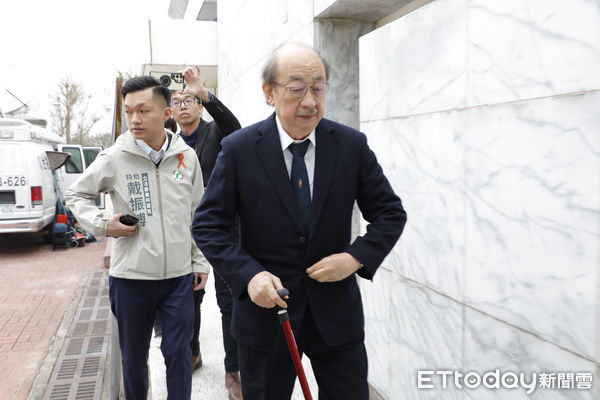 ▲▼立法院民進黨團總召柯建銘抵達柯文哲父親告別式現場。（圖／攝影中心攝）