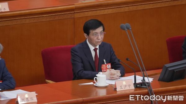 ▲▼ 2025兩會,十四屆全國政協第三次會議閉幕,習近平、王滬寧 、政治局常委          。（圖／記者任以芳攝）