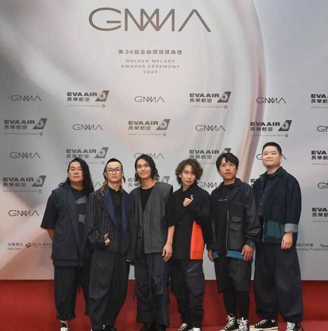 神棍樂團曾入圍過金曲最佳樂團。（圖／翻攝自神棍樂團IG）