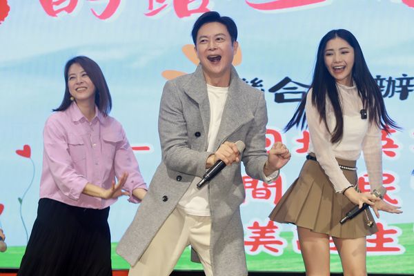 ▲八點檔明星南下嘉義做公益。（圖／民視提供）