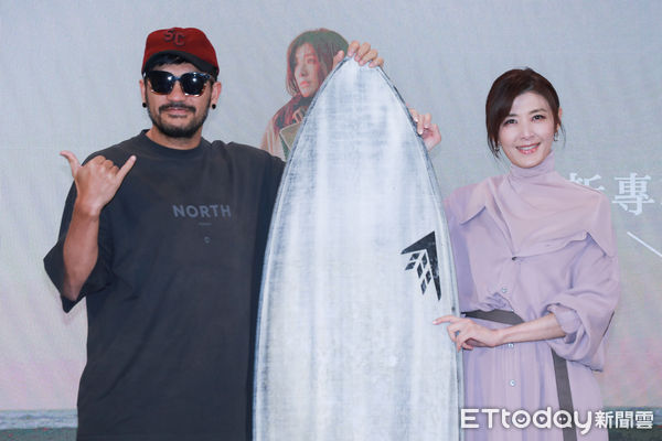 ▲▼蘇慧倫《輕重》專輯暨《就說給我聽》新專輯巡迴演唱會公布記者會，嘉賓張震嶽-蘇慧倫，張震嶽。（圖／記者周宸亘攝）