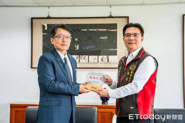 ▲嘉南藥理大學軍訓室，在學生兵役業務表現優異，榮獲內政部學生兵役考評「績優學校」及「績優承辦人員」雙項殊榮。（圖／記者林東良翻攝，下同）