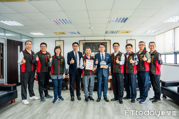 ▲嘉南藥理大學軍訓室，在學生兵役業務表現優異，榮獲內政部學生兵役考評「績優學校」及「績優承辦人員」雙項殊榮。（圖／記者林東良翻攝，下同）