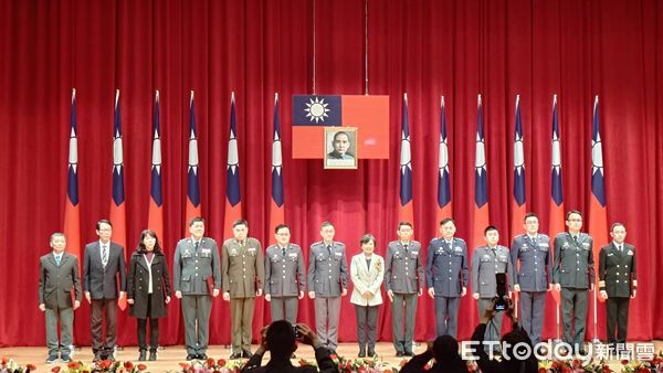 ▲嘉南藥理大學軍訓室，在學生兵役業務表現優異，榮獲內政部學生兵役考評「績優學校」及「績優承辦人員」雙項殊榮。（圖／記者林東良翻攝，下同）