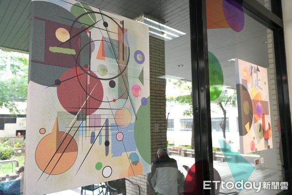 ▲成大團隊提出「從診間到人間：泡泡龍族群的生命款待」大學社會責任實踐計畫，希望透過創新的三大策略，以3年的時間為泡泡龍患者編織一張全方位的支持網絡。（圖／記者林東良翻攝，下同）