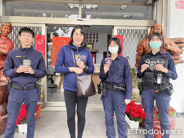 ▲華裔警長瑪西&middot;張伯倫（Marcy Chamberlain）返台探親，並造訪台東縣關山警察分局，與當地員警進行交流。（圖／記者楊漢聲翻攝）
