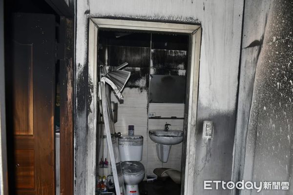 ▲▼台中大里民宅火警。（圖／記者許權毅翻攝）