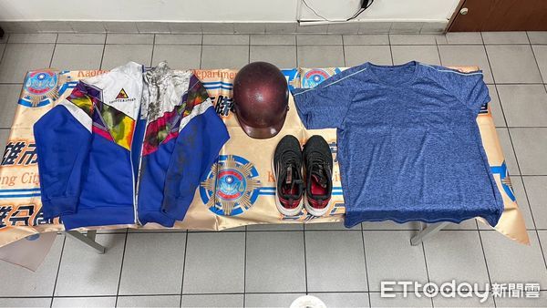 ▲▼吳龍滿血衣             。（圖／記者陳宏瑞翻攝）