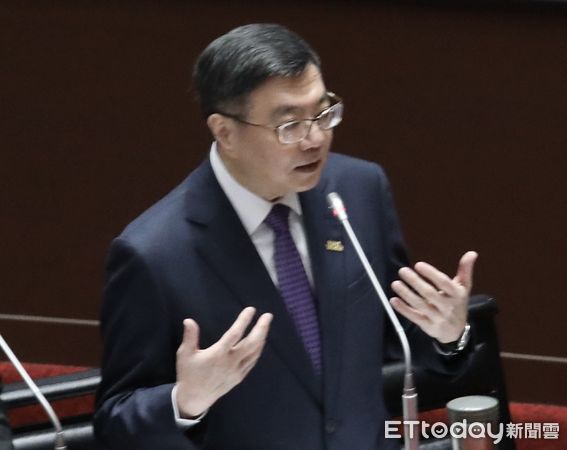 ▲▼卓榮泰 顧立雄 立法院院會 總預算覆議案 答詢 。（圖／記者屠惠剛攝）