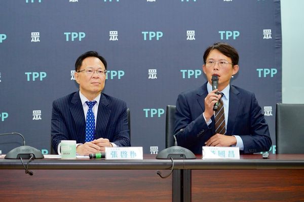 ▲▼黃國昌、張啓楷「民進黨政府貪腐浪費，A走的錢何時要討回」記者會。（圖／民眾黨提供）