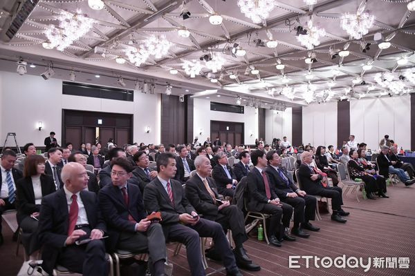 ▲▼花蓮縣長徐榛蔚率團在日本福岡擧辦「觀光推廣媒合會」。（圖／花蓮縣政府提供，下同）