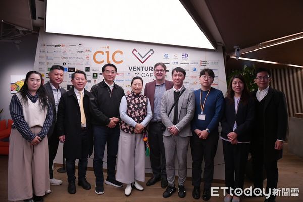 ▲▼花蓮縣長徐榛蔚訪問劍橋創新中心與 Venture Caf&eacute;的東京據點 。（圖／花蓮縣政府提供，下同）