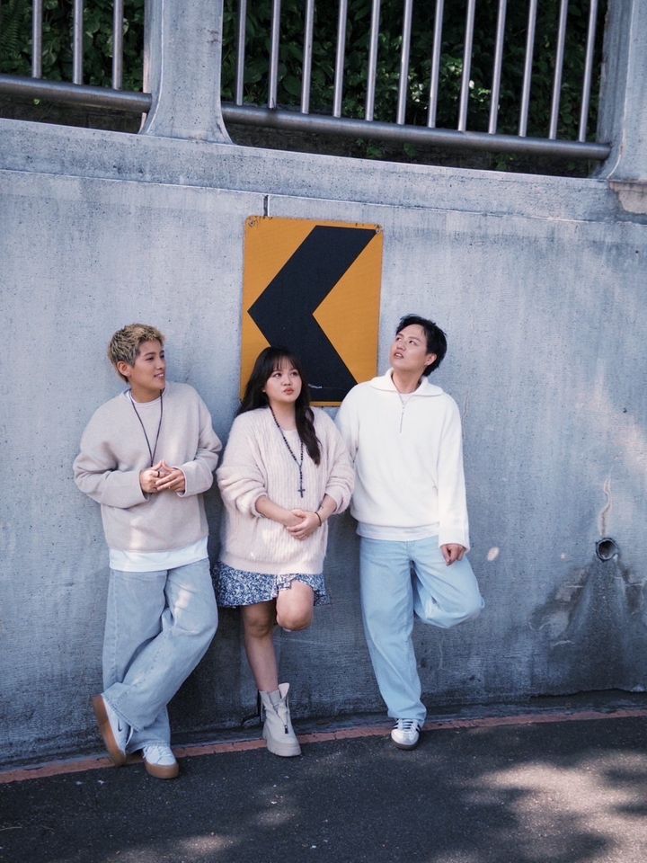 ▲▼「OST 泰雅的後代」由曾靜玟、黃詩甜、蔣玉傑組合而成。（圖／以馬內利音樂工作室提供）