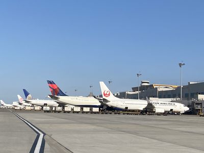 電商貨出貨量漸增加上航空公司砍班 貨運運價回升近五成