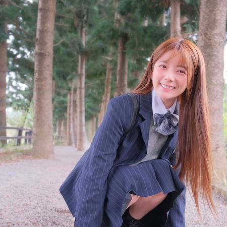 ▲解婕翎笑說還能裝年輕。（圖／翻攝自Instagram／dollshin）