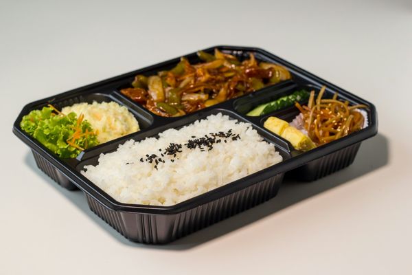 ▲▼營養師教你聰明挑便當不爆卡 。（圖／Unsplash）