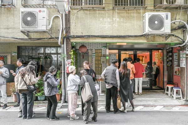 舌尖體驗異國小旅行！迪化街藏道地義式冰淇淋　綿密開心果必試