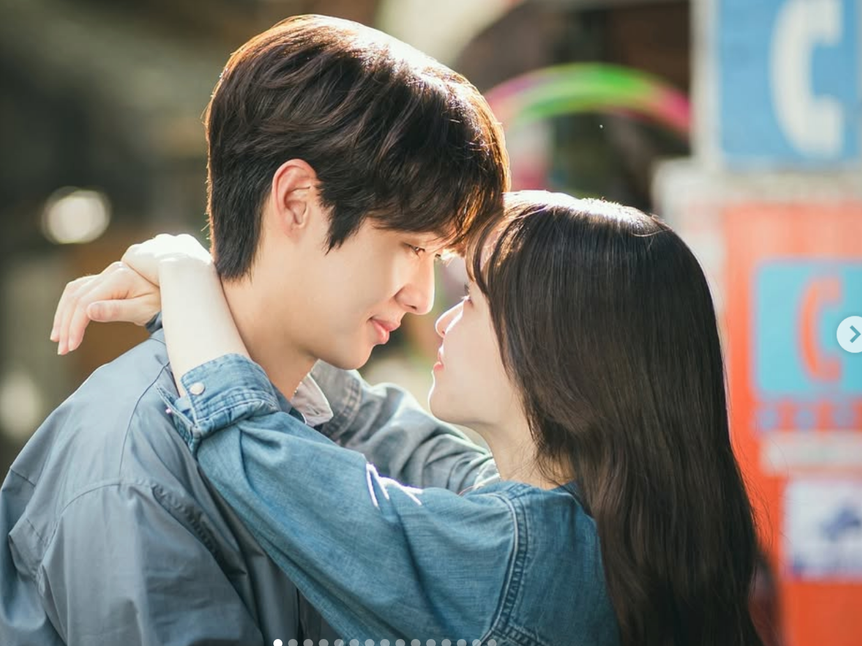 星座。（圖／netflixkr IG）