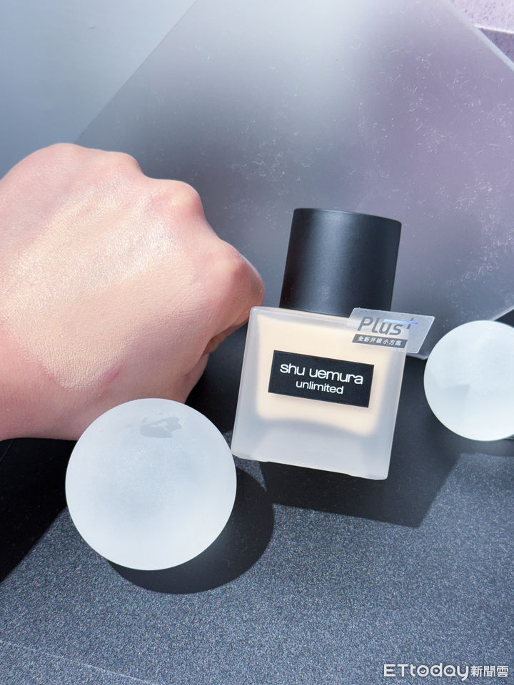 植村秀,shu uemura,ARMANI BEAUTY,粉底,試開箱,。（圖／記者李薇攝）