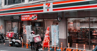 見7-11加裝「鐵捲門」！他驚呼：取消24小時？店員吐原因