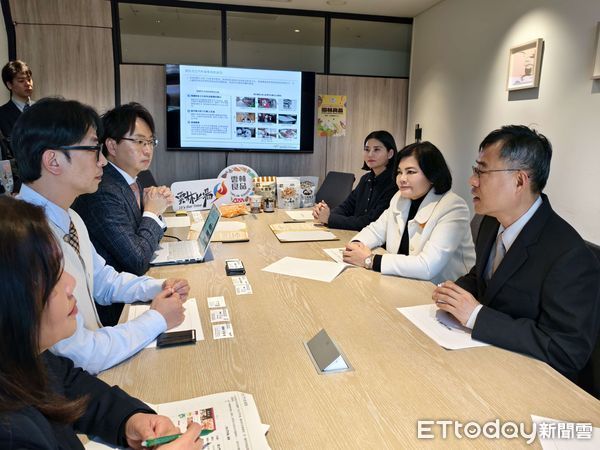 ▲雲林縣政府與東京電視購物台的合作夥伴株式会社正式簽署合作備忘錄（MOU）。（圖／記者游瓊華翻攝）