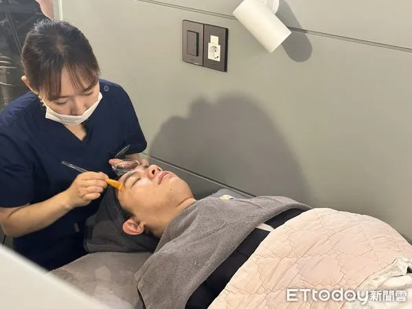 ▲▼「全支付」在韓國開通跨境支付服務，首波多達190萬個據點可用，囊括便利商店、文化景點、餐廳、市場、醫美、文創店、追星周邊等。（圖／記者林育綾攝）