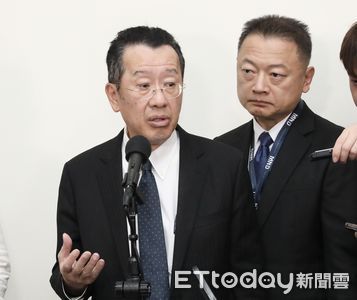 失事勇鷹高教機昨已打撈前機身、黑盒子 顧立雄:解析判讀肇因