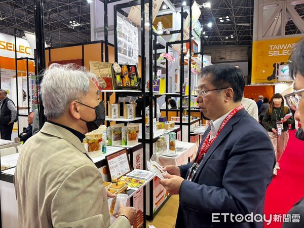 ▲「東京國際食品展」在東京國際展示場盛大登場，今年「台南隊」由市長黃偉哲親自領軍，開幕以來2天內就已創下超過新台幣2億以上的訂單，後續兩日展期的成績更加可期。（圖／記者林東良翻攝，下同）