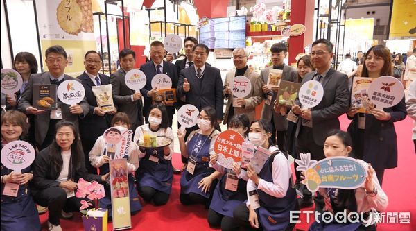 ▲「東京國際食品展」在東京國際展示場盛大登場，今年「台南隊」由市長黃偉哲親自領軍，開幕以來2天內就已創下超過新台幣2億以上的訂單，後續兩日展期的成績更加可期。（圖／記者林東良翻攝，下同）