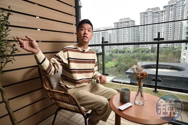 淡水街頭藝人香蕉拼命賺、努力省，在淡水坐擁3房。