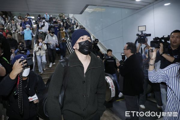 ▲▼王大陸為「一般替代役263梯」，這一梯次台北、新北共計有350名役男（包含王大陸）必須依指示3月13日上午9時在台北火車站北二門集體報到。（圖／記者湯興漢攝）