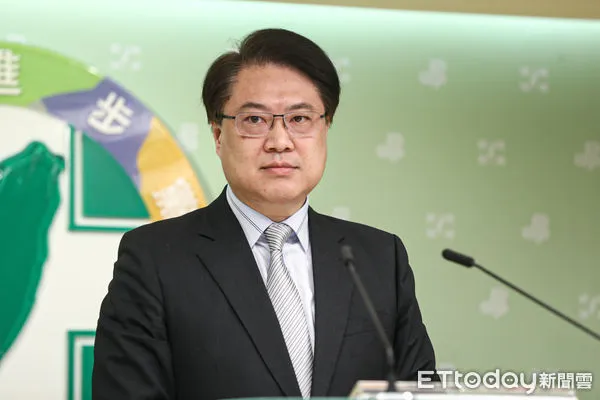 ▲民進黨秘書長林右昌主持「人民是頭家」啟動記者會 。（圖／記者林敬旻攝）