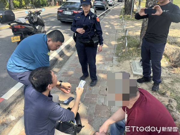 ▲港籍男子來台當車手，遭中興警方當場逮捕。（圖／記者高堂堯翻攝，下同）
