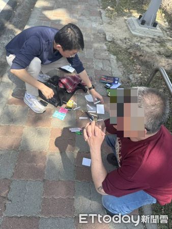 ▲港籍男子來台當車手，遭中興警方當場逮捕。（圖／記者高堂堯翻攝）