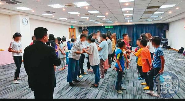 POP開設針對未成年兒少的課程，並要求照本演劇。（受訪者提供）
