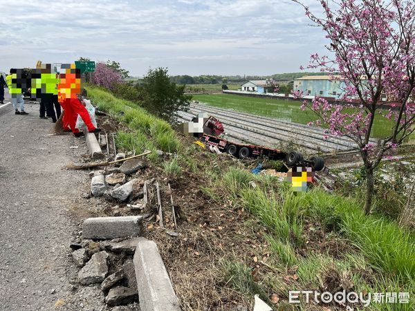 ▲▼國道1號嘉義段車禍。（圖／記者翁伊森翻攝）